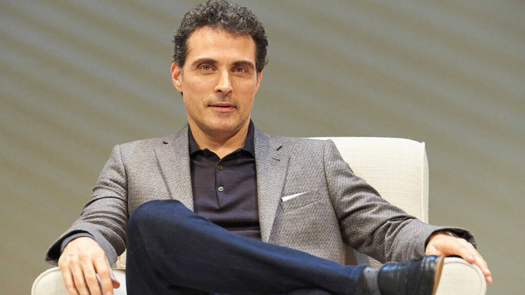 Rufus Sewell: Der Vielseitige Britische Schauspieler